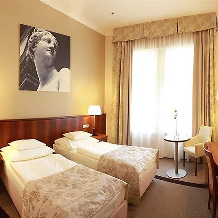 Maestro By Adrez Hotel