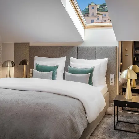 Hotel Maestro By Adrez 4*