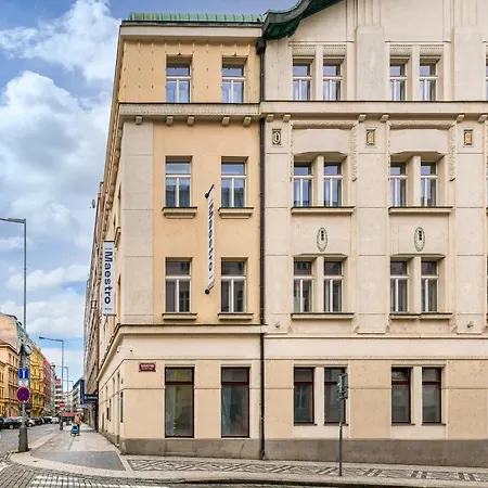 Sovereign Hotel 4*