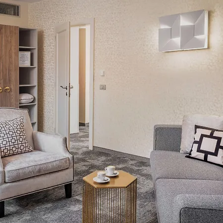 Maestro By Adrez Hotel Praag