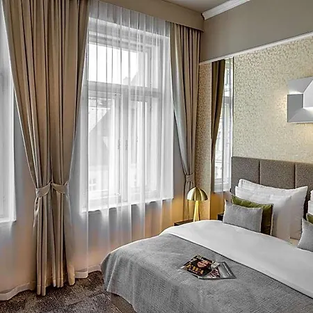 Maestro By Adrez Hotel 4*