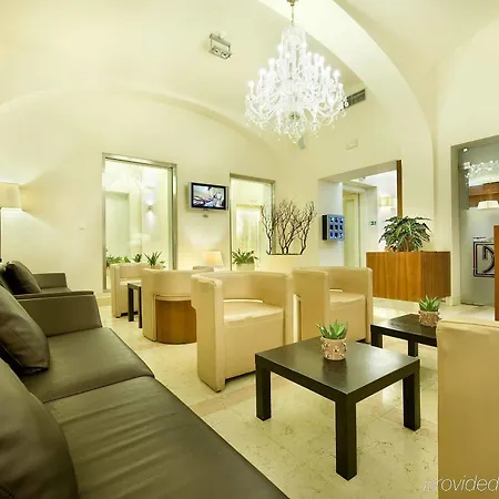 Sovereign Hotel 4*