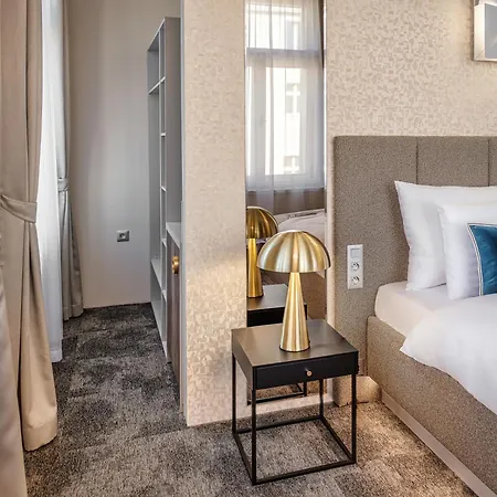 Hotel Maestro By Adrez Prague