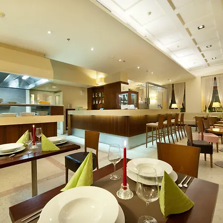 Hotel Maestro By Adrez 4*