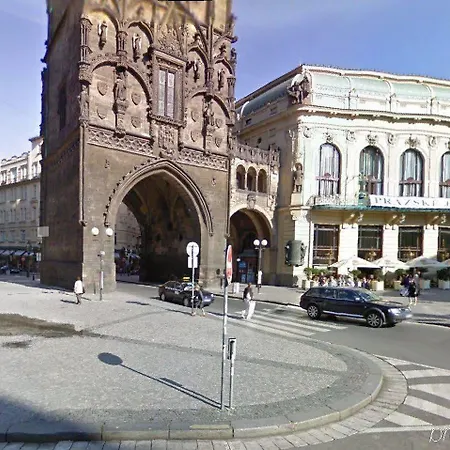 Maestro By Adrez 4* Prague